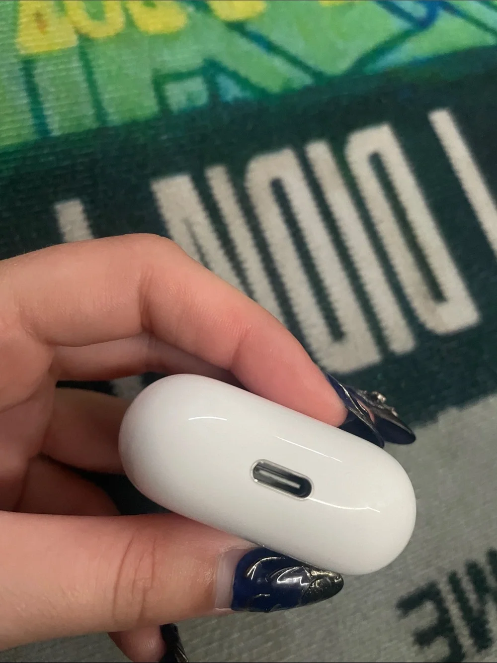 Apple AirPods gen 4 brand new